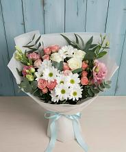 Букет цветов из:  Розы, Лизиантусы и Хризантемы в Алупке