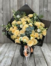 Букет цветов из:  Розы и Лизиантусы #REPLACE_PRED# Алупке
