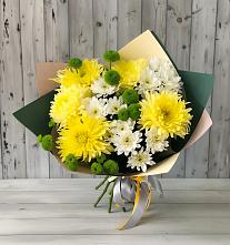 Букет цветов из:  Хризантемы в Алупке