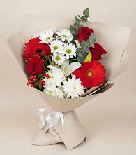 Букет цветов из:  Розы, Хризантемы, Герберы и Лилии в Алупке