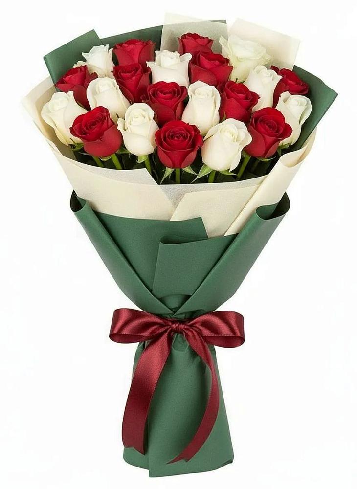 Букет Микс из красных и белых роз в Алупке