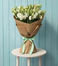 Букет цветов из:  Лизиантусы в Алупке