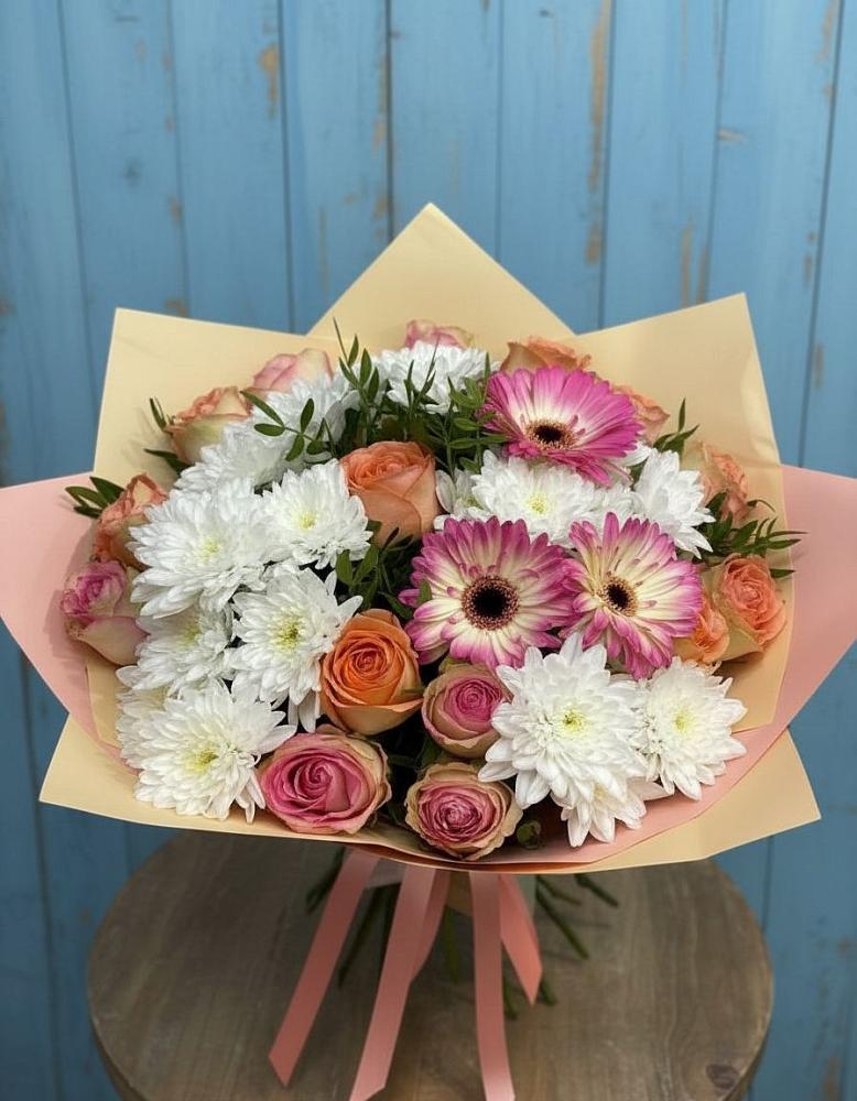Букет цветов из: Розы, Герберы и Хризантемы в Алупке