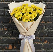 Букет цветов из:  Хризантемы в Алупке