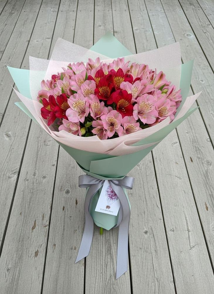 Букет цветов из: Альстромерии в Алупке