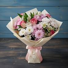 Букет цветов из:  Хризантемы, Альстромерии и Розы в Алупке