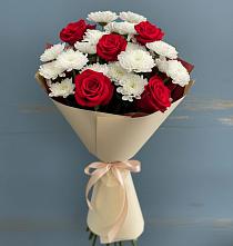 Букет цветов из:  Розы и Хризантемы в Алупке