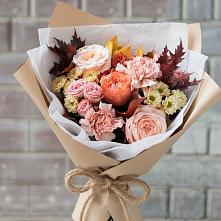 Букет цветов из:  Гвоздики, Хризантемы и Розы #REPLACE_PRED# Алупке